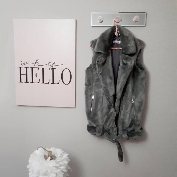 EUC Jakke green grey faux fur biker moto belted vest - Picture 6 of 9